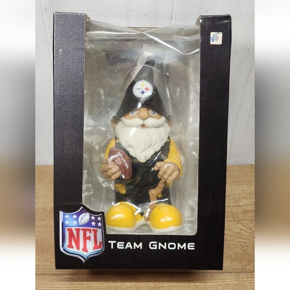 Pittsburgh Steelers Team Gnome Figurine 8" Forever Collectables Figure NFL NIB - Picture 4 of 8